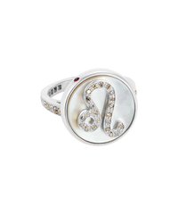 18k white gold leo zodiac ring with grey pave diamonds on a mother of pearl medallion on a white background