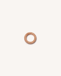 18k rose florentine frosted finish 1885 single link on white background